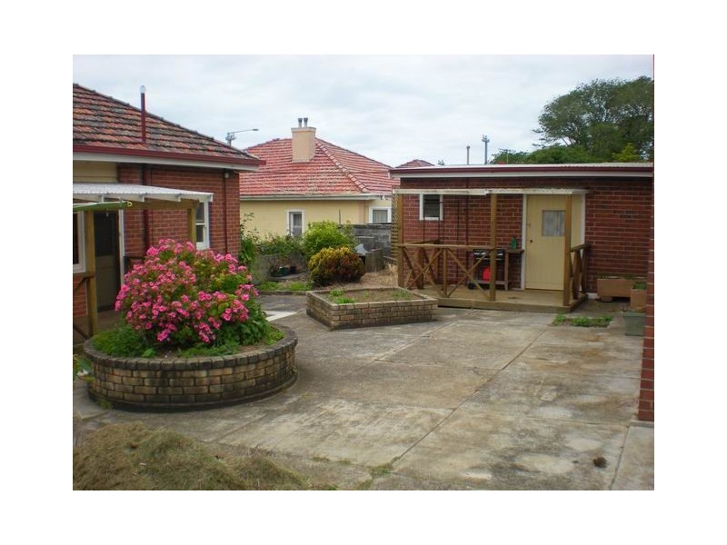 5 Bass Highway, Burnie TAS 7320