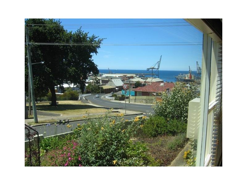 2 View Road, Burnie TAS 7320