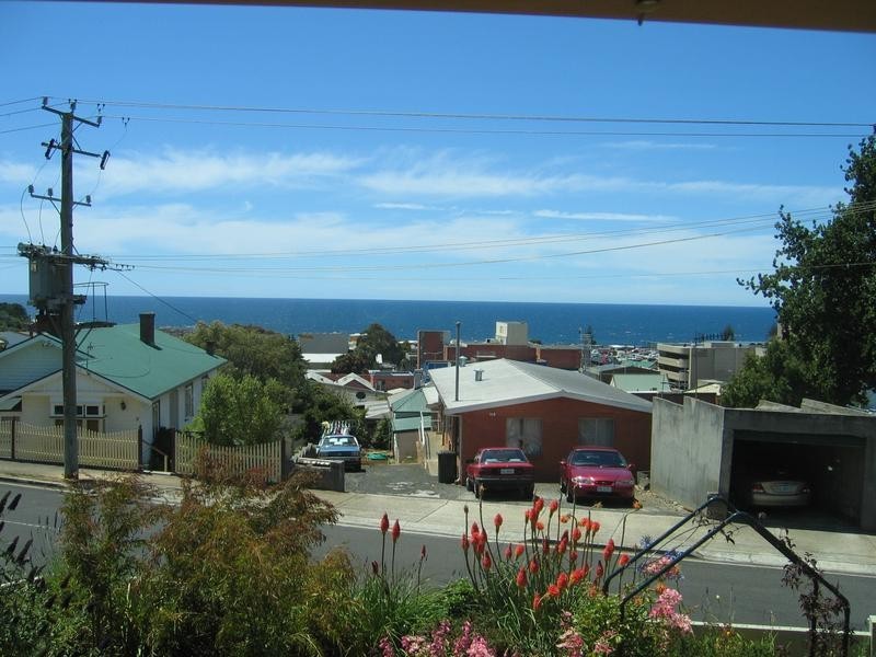2 View Road, Burnie TAS 7320