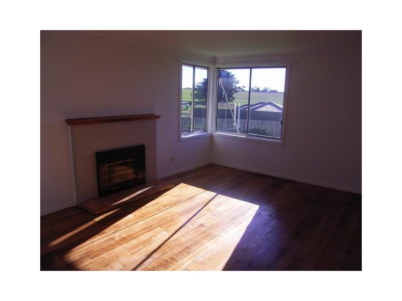 2 Mylan Crescent, Burnie TAS 7320