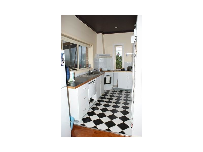 2 John Street, Burnie TAS 7320