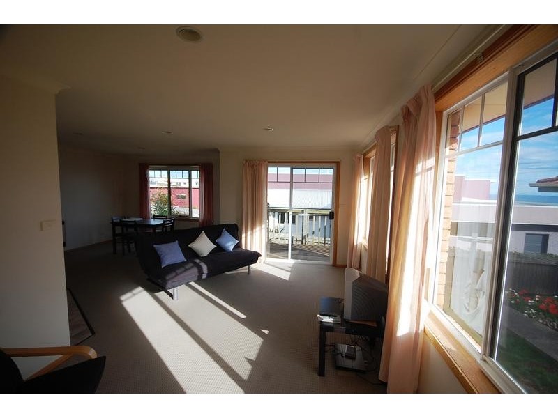 2/17 Uplands Place, Burnie TAS 7320