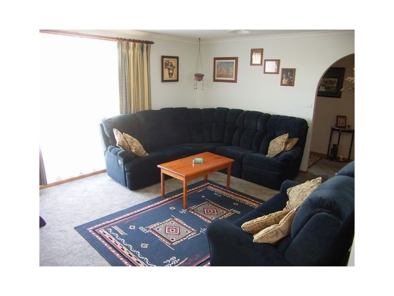 10 Ramsden Street, Somerset TAS 7322