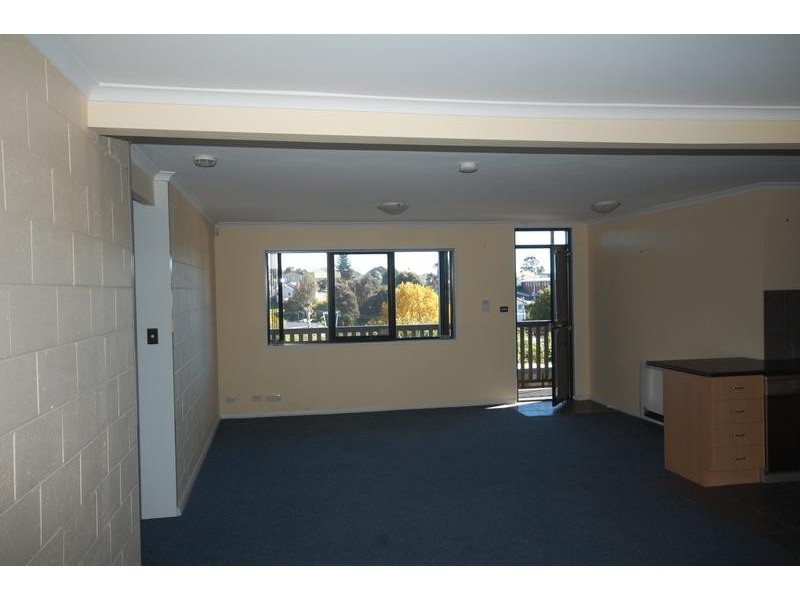 3/17 Verelle Street, Hillcrest TAS 7320