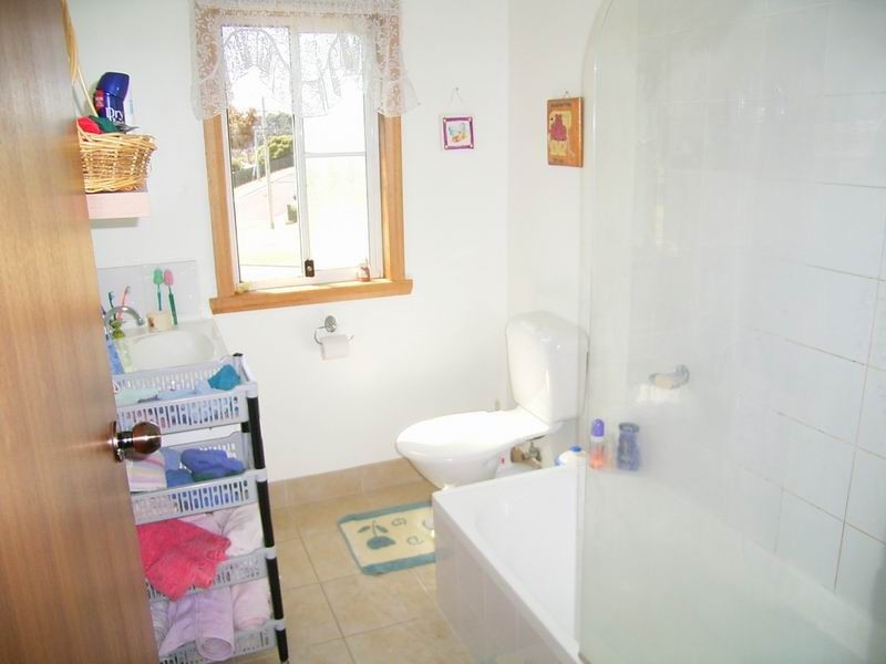 6 Moira Street, Burnie TAS 7320