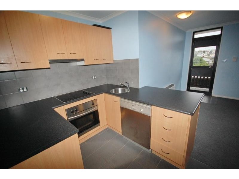 4/17 Verelle Street, Hillcrest TAS 7320