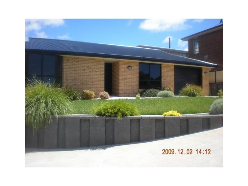 2/1 Greenacre Street, Burnie TAS 7320