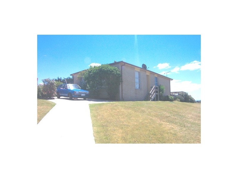2 Gill Place, Burnie TAS 7320