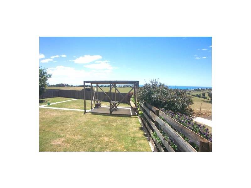 2 Gill Place, Burnie TAS 7320
