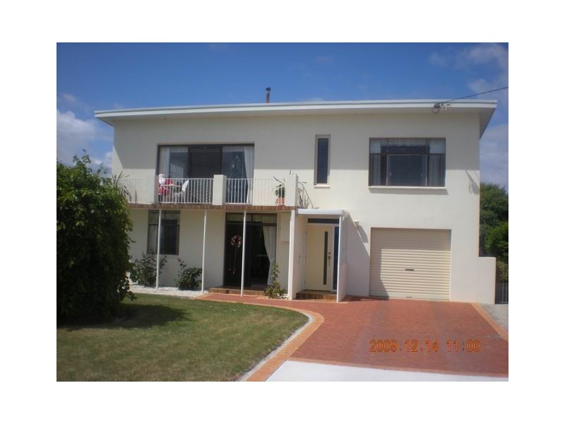 117 Old Bass Highway, Wynyard TAS 7325