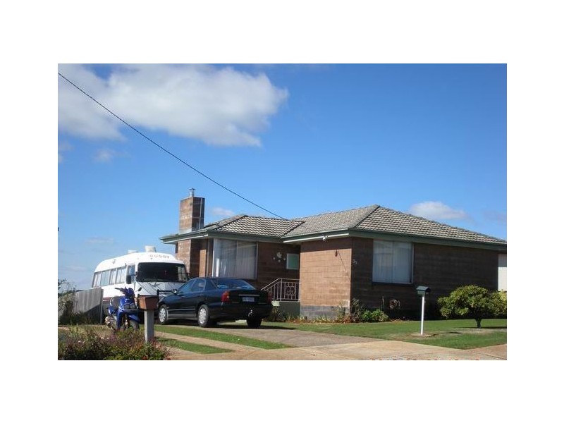 35 Winter Avenue, Burnie TAS 7320