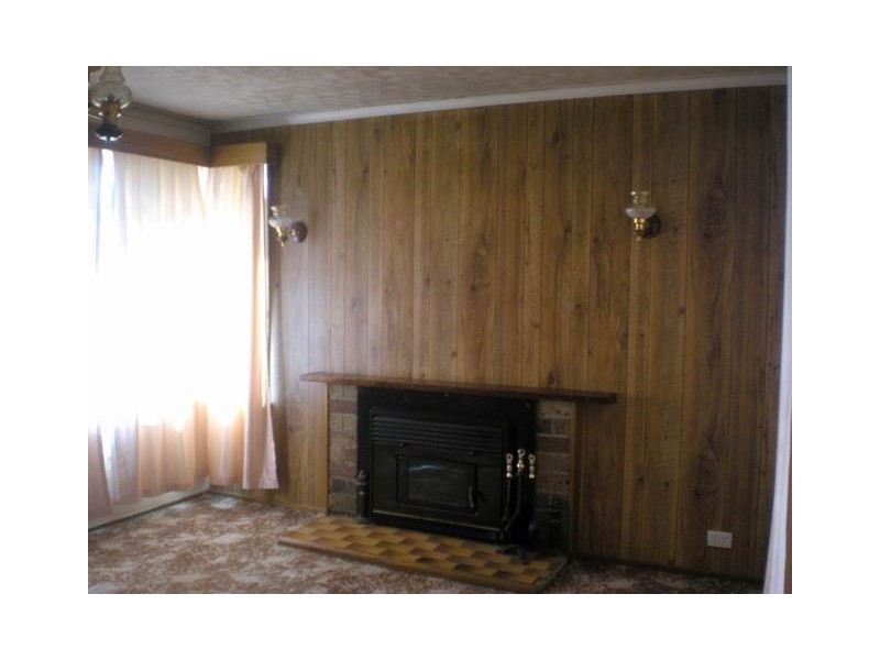 35 Winter Avenue, Burnie TAS 7320