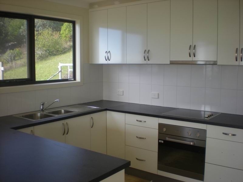 2/24 Pelissier Street, Somerset TAS 7322