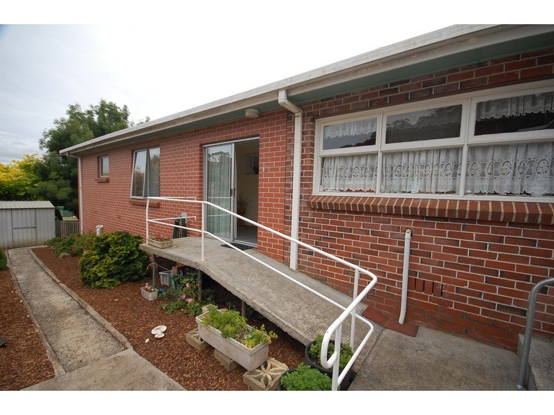 1/10 Kennedy Street, Burnie TAS 7320