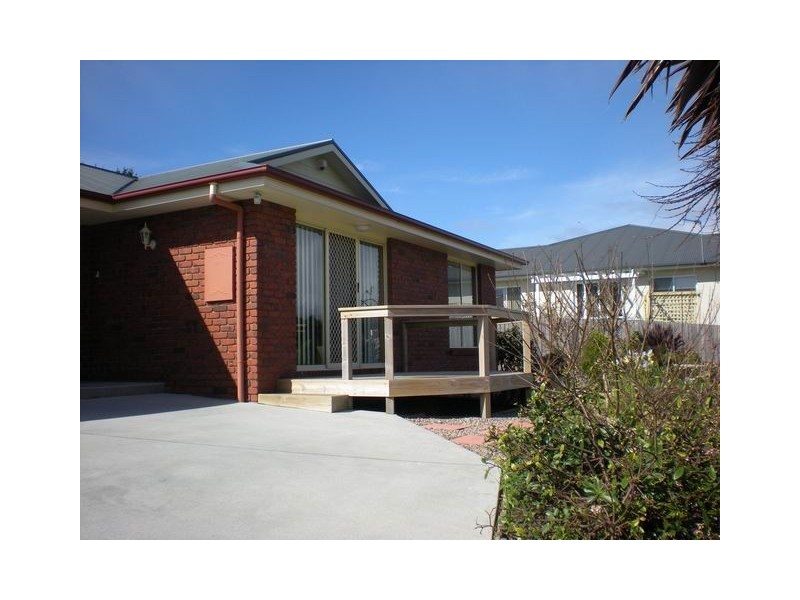 19 Golf Links Road, Wynyard TAS 7325