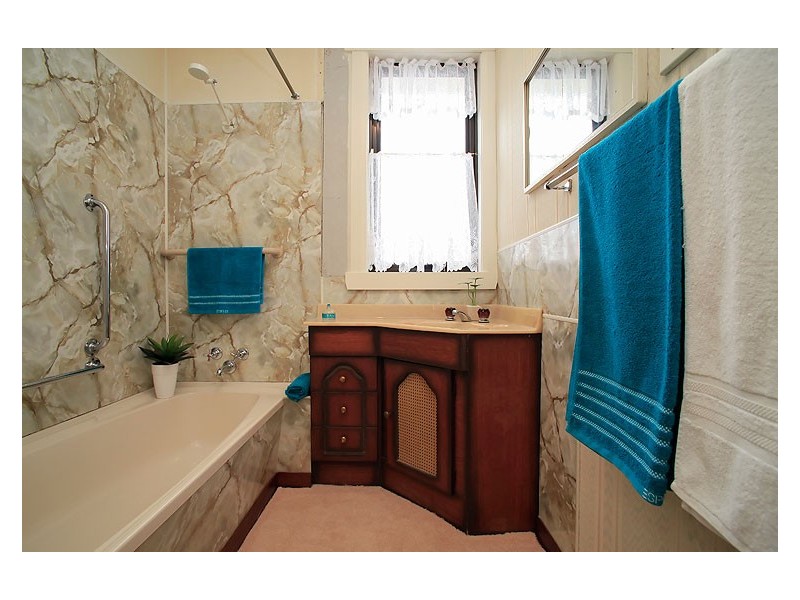 98 Collins Street, Burnie TAS 7320