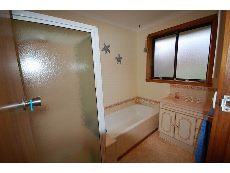 10 Mooreville Road, Burnie TAS 7320