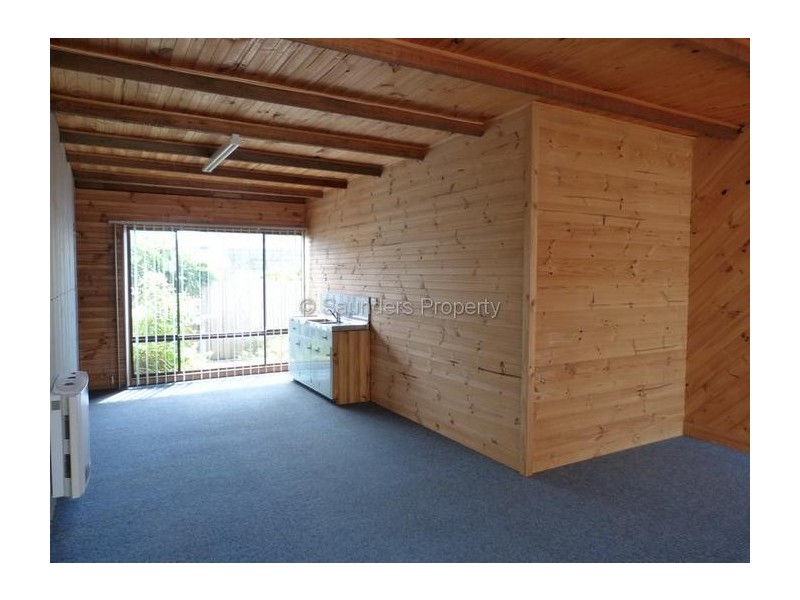 9 Elizabeth Street, Somerset TAS 7322