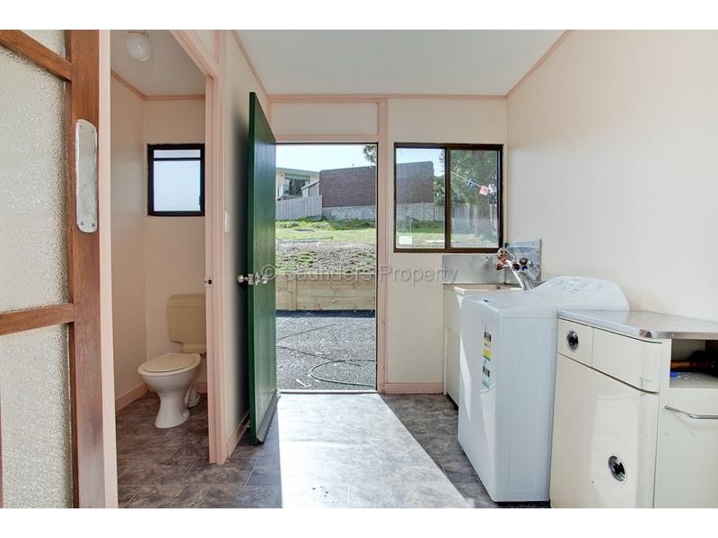 6 Beaumont Drive, Devonport TAS 7310