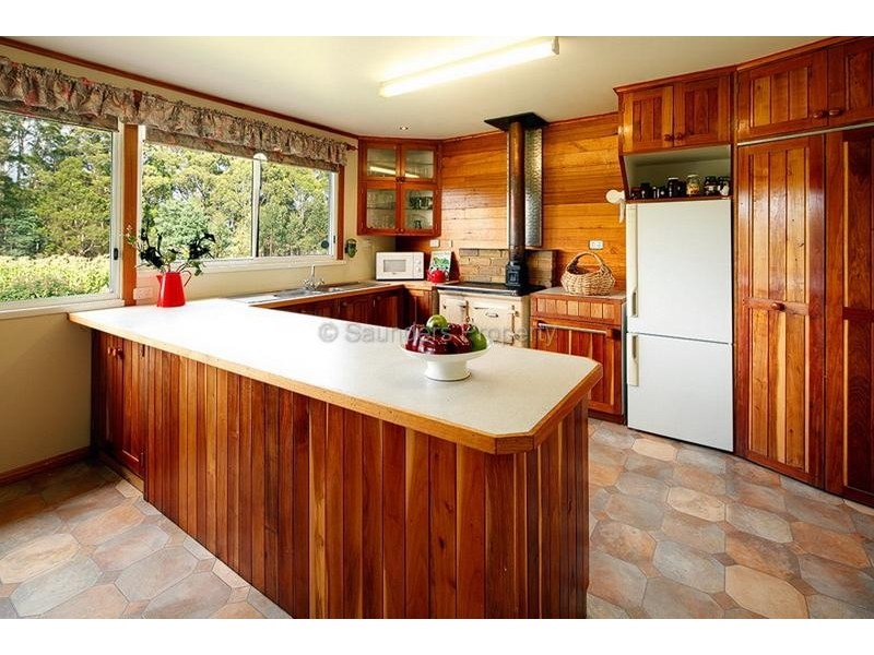 Elizabeth Town TAS 7304