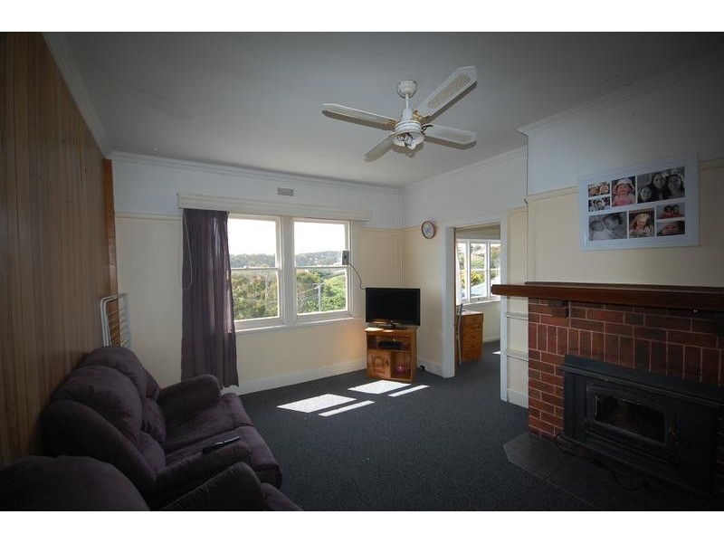20 Federal Street, Burnie TAS 7320