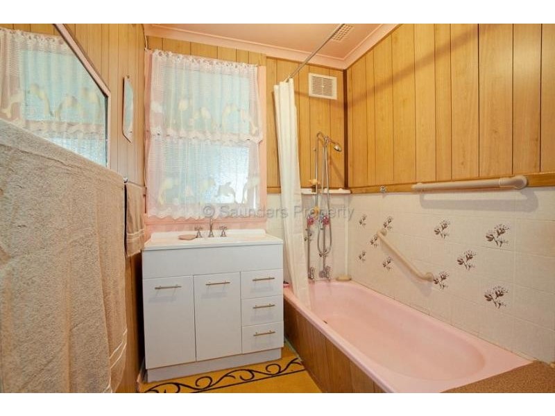 17 Woodward Avenue, Burnie TAS 7320