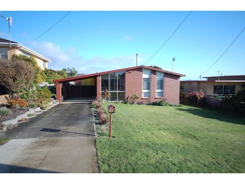 21 Elizabeth Street, Somerset TAS 7322