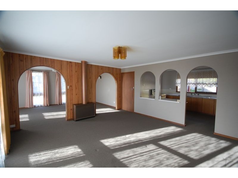 21 Elizabeth Street, Somerset TAS 7322