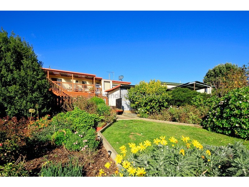 16 Nelson Street, Acton TAS 7320