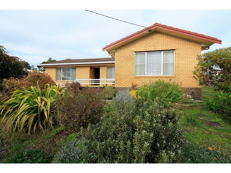 58 Walker Street, Wynyard TAS 7325