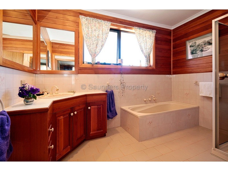 Sisters Beach TAS 7321
