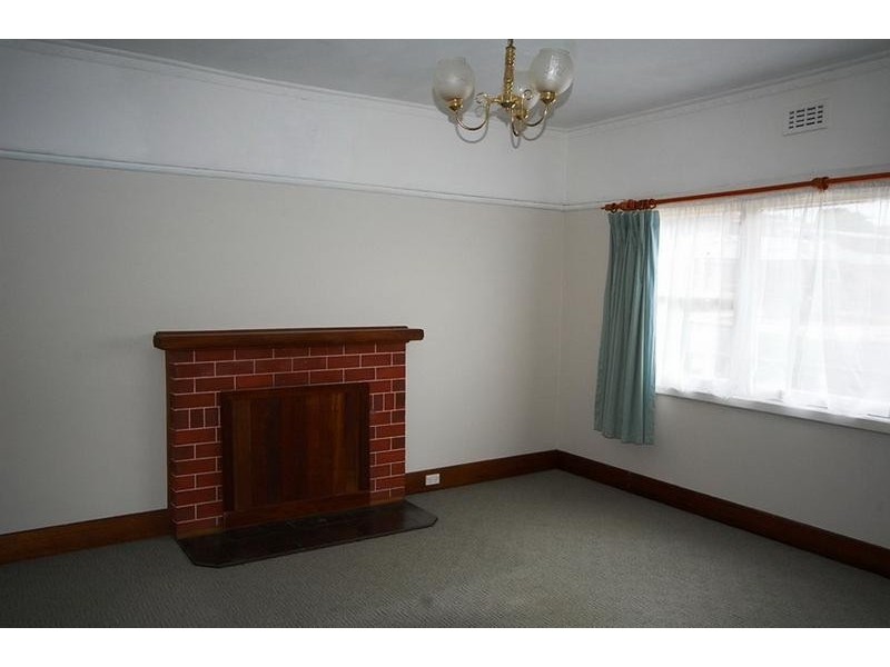 12 Elizabeth Street, Somerset TAS 7322