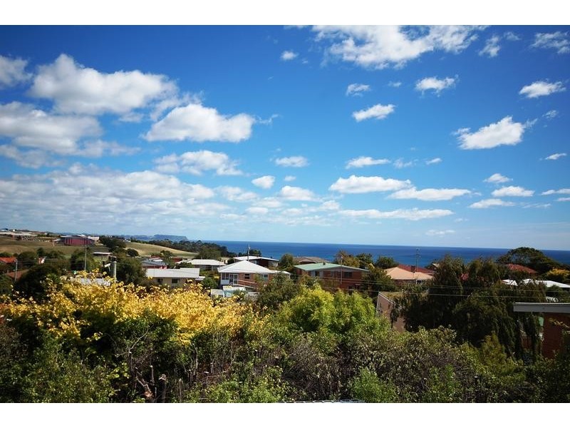 33 Grandview Avenue, Burnie TAS 7320