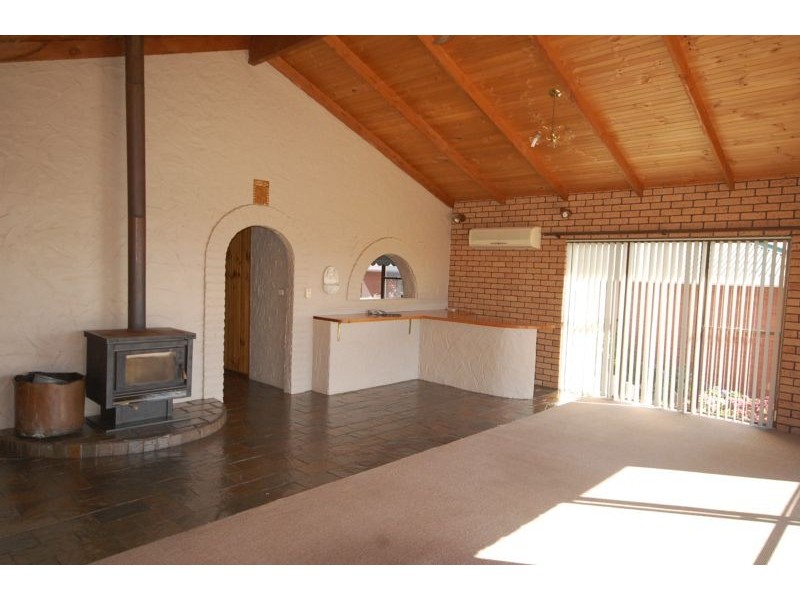 15 Mark Street, Burnie TAS 7320