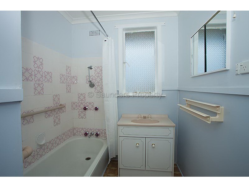 33 Woodward Avenue, Burnie TAS 7320