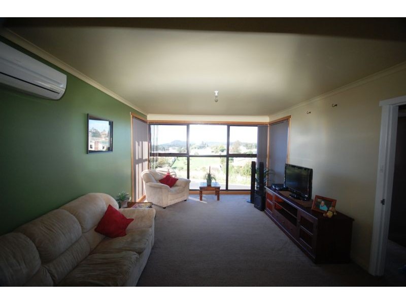 16 McGrath Street, Burnie TAS 7320