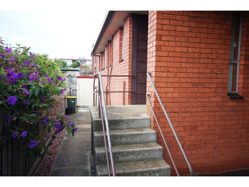 2/9 Turnbull Avenue, Burnie TAS 7320