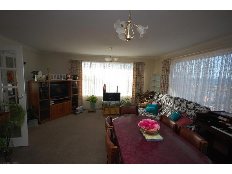 86 Pelissier Street, Somerset TAS 7322