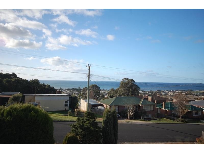 86 Pelissier Street, Somerset TAS 7322