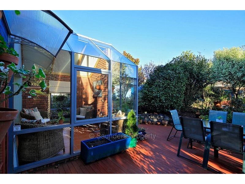 9 Cambridge Court, Devonport TAS 7310