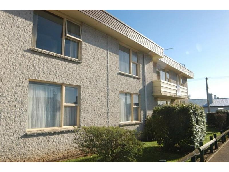 5/44-46 Hiller Street, Devonport TAS 7310