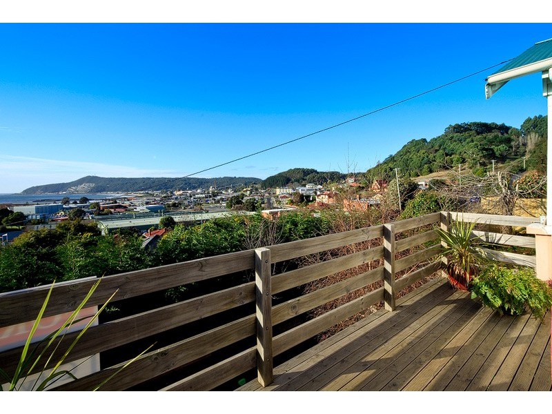 130 Mount Street, Burnie TAS 7320