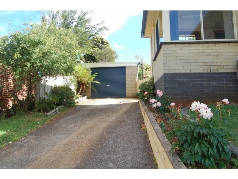 5 South Road, Penguin TAS 7316