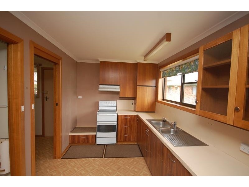 2/204a Mount Street, Burnie TAS 7320