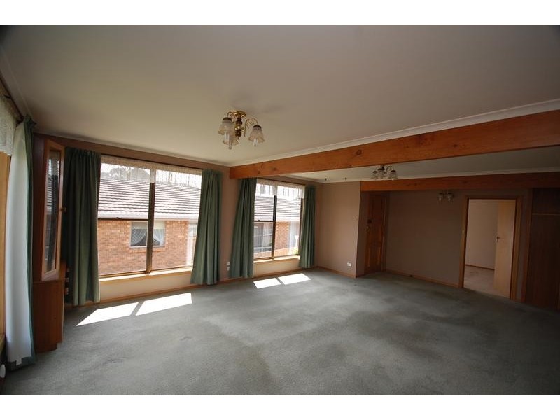 2/204a Mount Street, Burnie TAS 7320