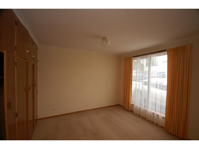 2/204a Mount Street, Burnie TAS 7320