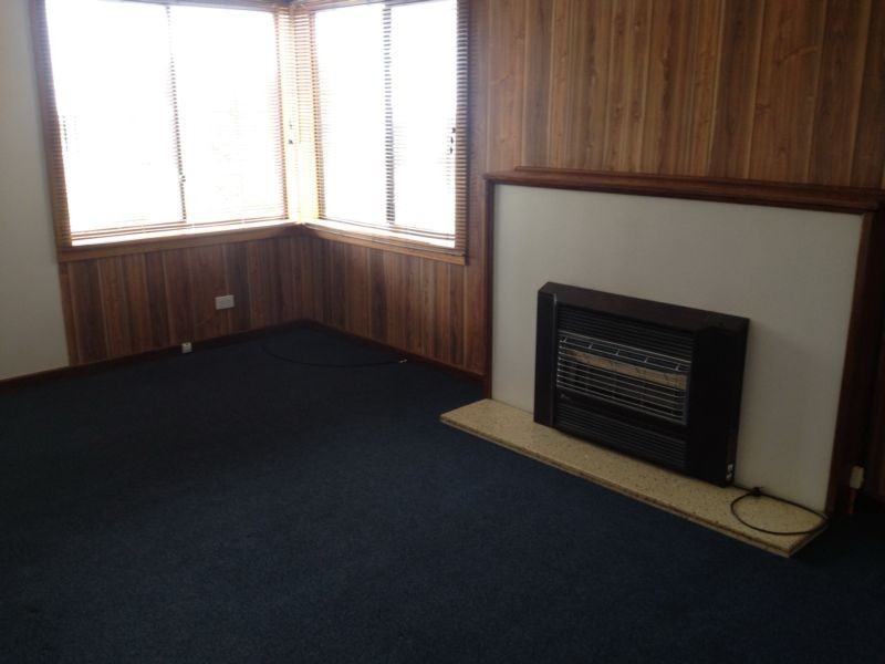 29 Ashwater Crescent, Penguin TAS 7316