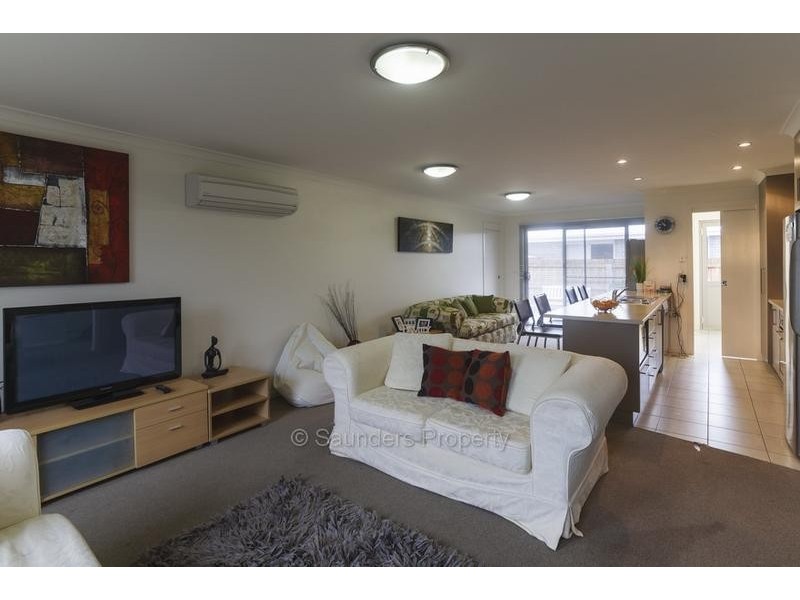 2/2-3 Washington Drive, Devonport TAS 7310