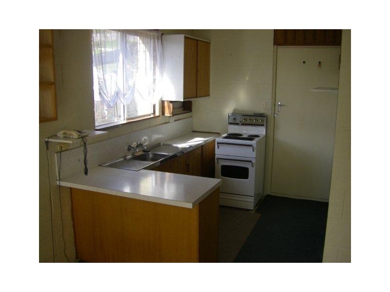 3/20 Pelissier Street, Somerset TAS 7322