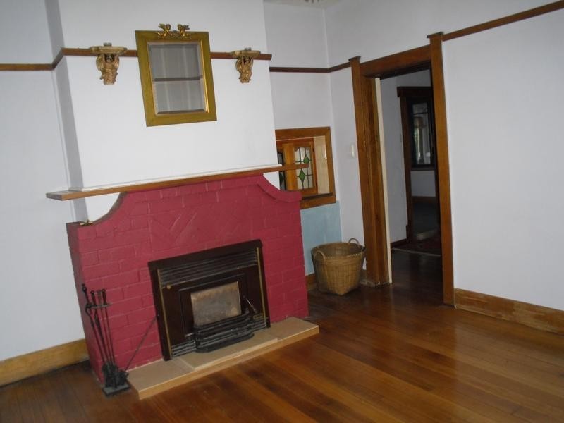 21 Aileen Crescent, Burnie TAS 7320